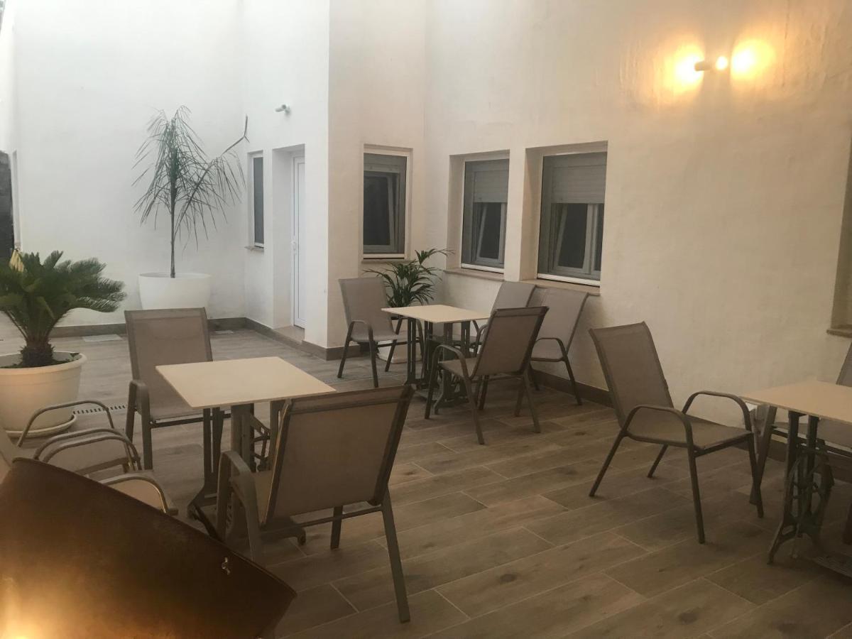 厄尔·波普瑙·德尔·戴尔 Cal Xot旅馆 外观 照片